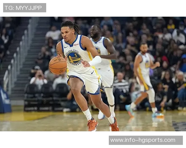 勇士新秀理查德表现亮眼布朗尼却难以发光发热的对比分析 勇士新秀理查德表现亮眼布朗尼却难以发光发热的对比分析