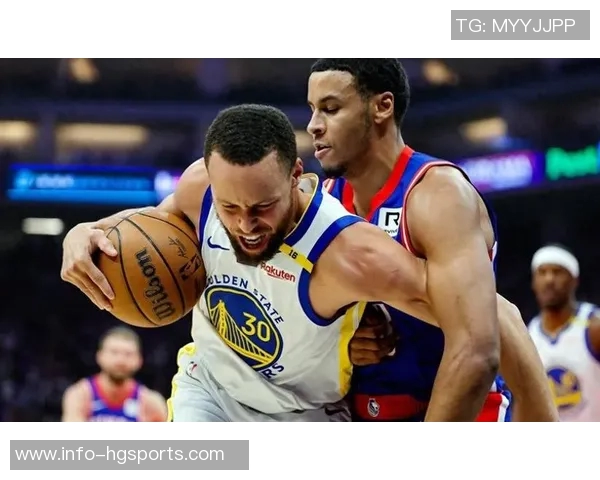 库里谈巴特勒罚球失误表示不置可否引发热议