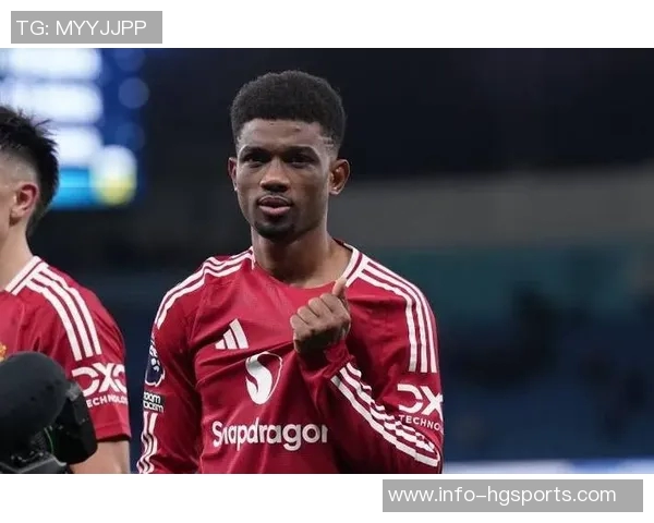 曼联10月最佳球员候选名单揭晓库尼亚姆伯莫拉门斯德里赫特争夺荣誉