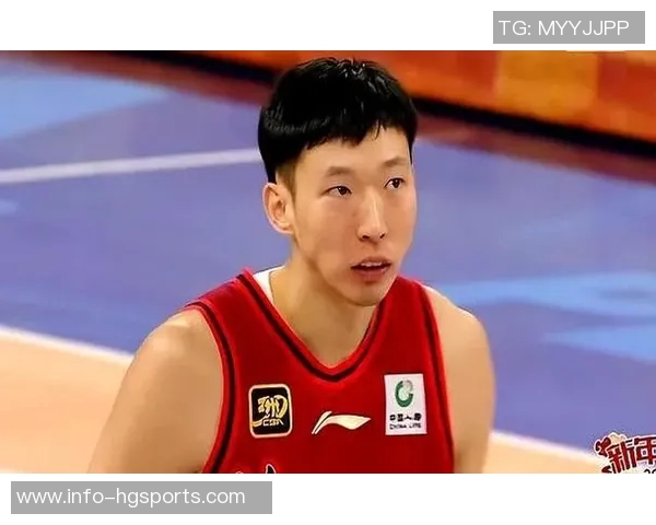 媒体人分析周琦单打风格对球队进攻流畅性的影响与战术调整建议 媒体人分析周琦单打风格对球队进攻流畅性的影响与战术调整建议